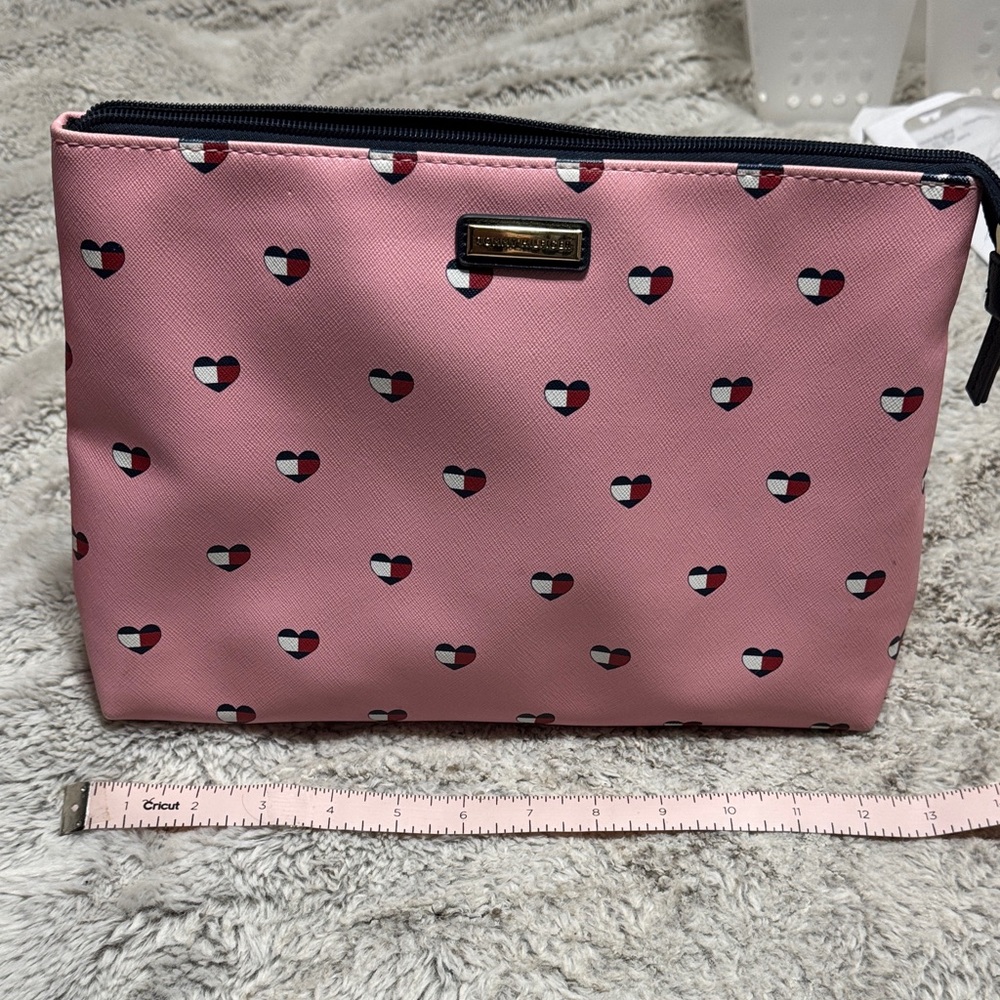Tommy Hilfiger Pink Heart-Print Zip LARGE Cosmetic Pouch